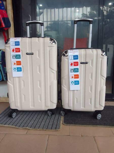 Valise rigide 18kg et 15klo