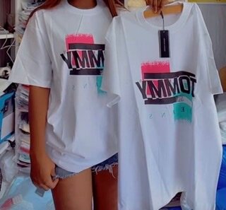 T-shirts unisex graphiques