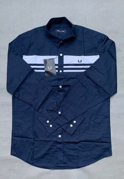 Chemise élégante à rayures