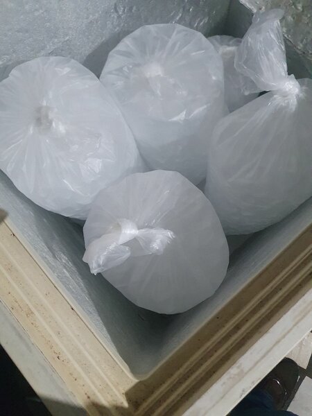 Glace en sacs réfrigérés