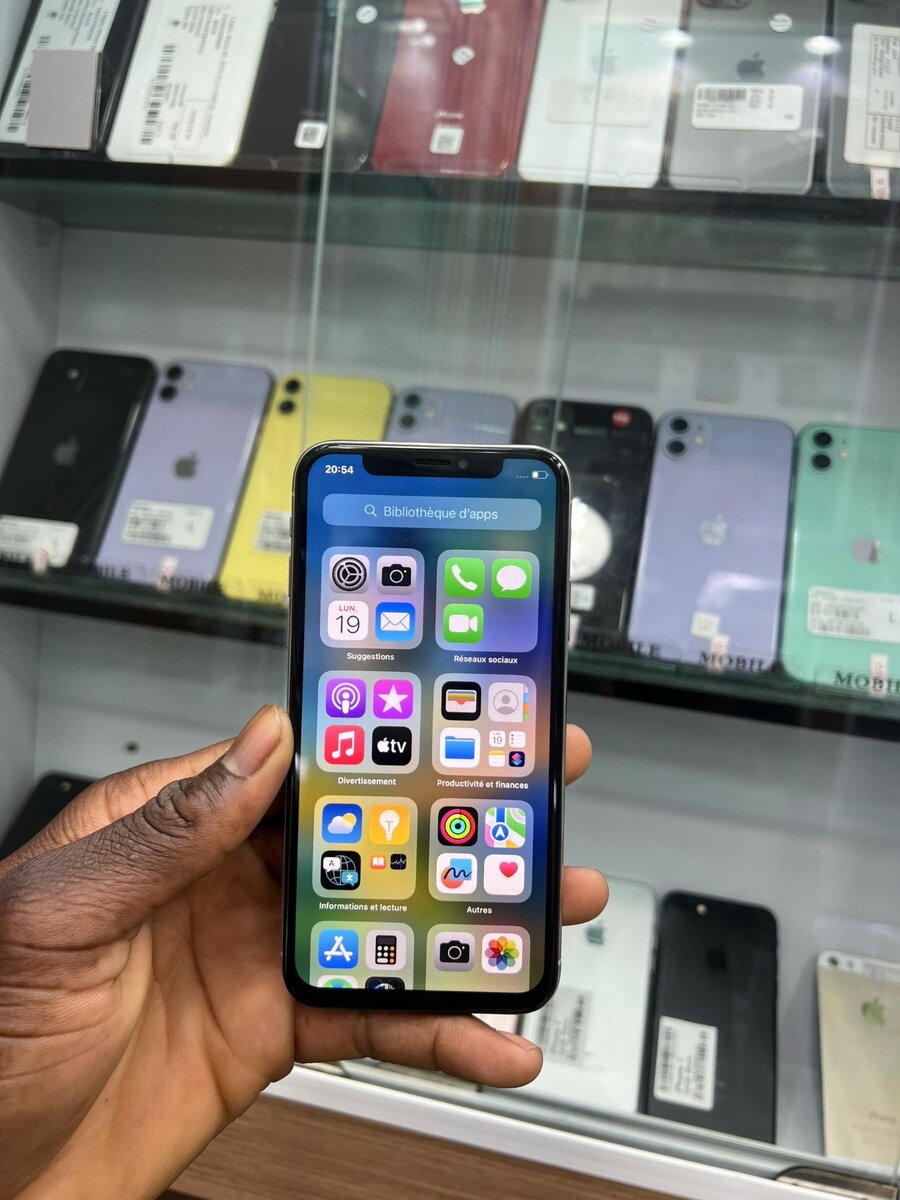 iPhone X simple 64Giga sans Face ID