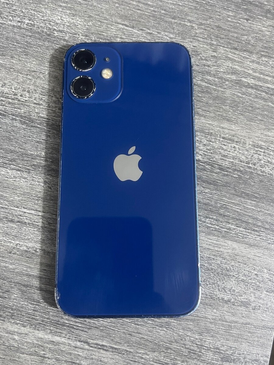 iPhone 12 mini 64gb ( vendu avec reçu