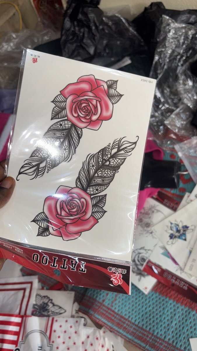 Tatouages éphémères roses et hibou