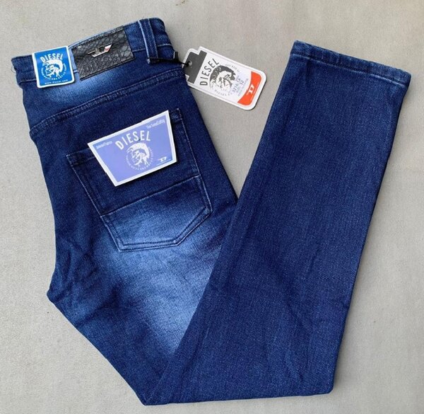 Jeans en denim pour homme