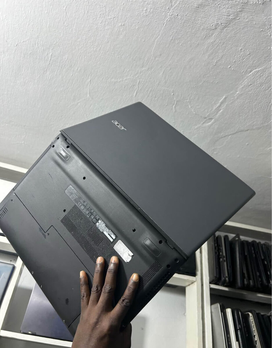 Acer Laptop Écran 15.6"