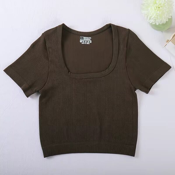 T-shirt court en maille côtelé