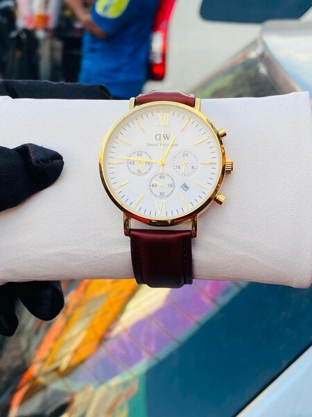 Montre Chronographe Élégante