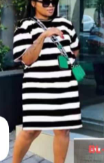 Robe t-shirt rayée noire et blanche