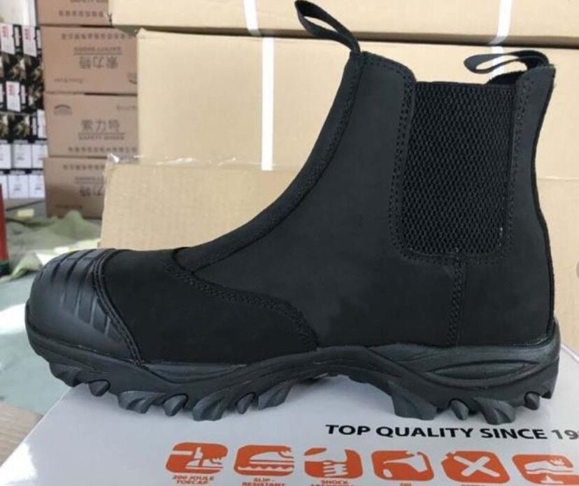 Alpha Dieu safety boots