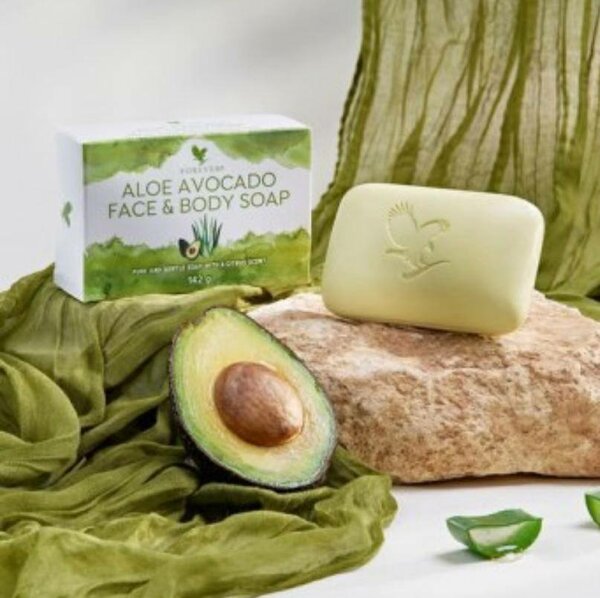 Savon Visage et Corps Aloe Avocat