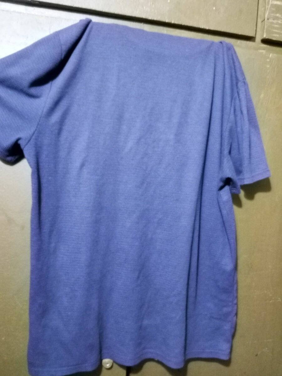 TEE-SHIRT