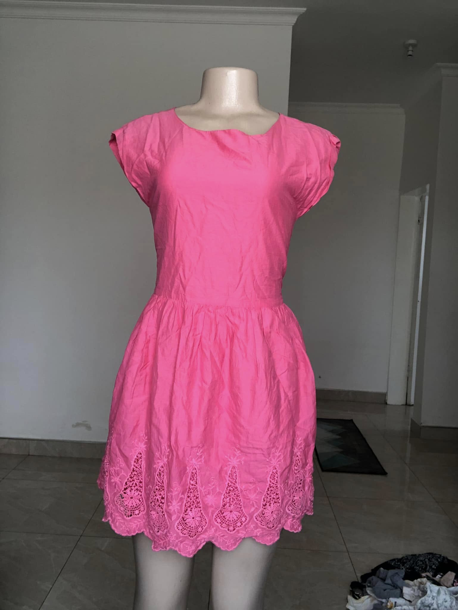 Dress rose