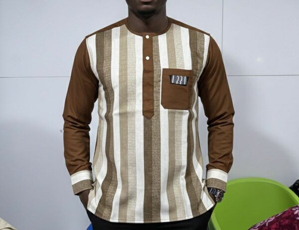 Chemise africaine élégante