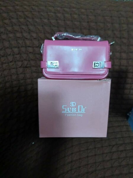 Sac à main rose chic