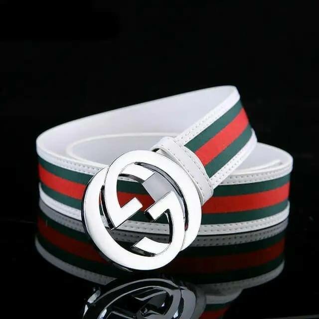 Ceinture élégante en cuir luxe