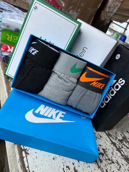 Lot de boxers de marques