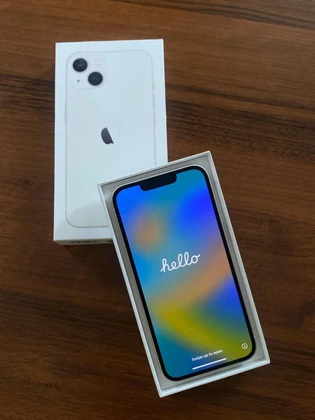 iPhone 13 simple Blanc Neuf