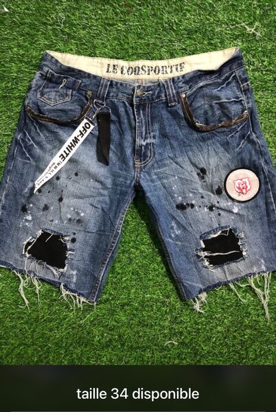 Shorts en Jean Déchiré Homme