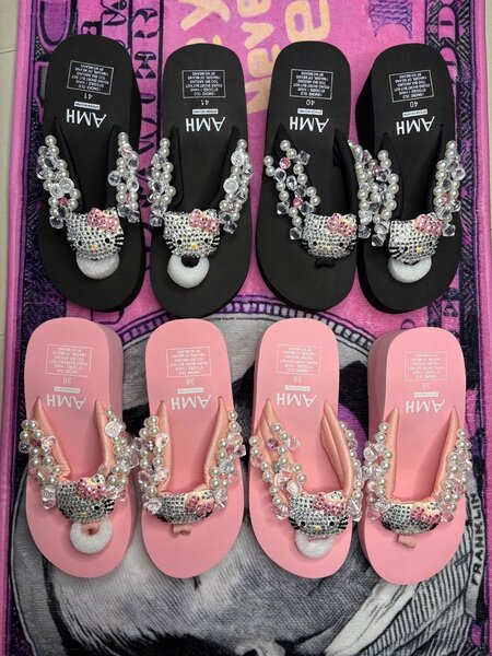 Tongs perlées élégantes