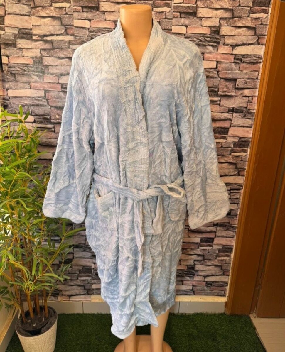 Peignoir Luxueux en Microfibre