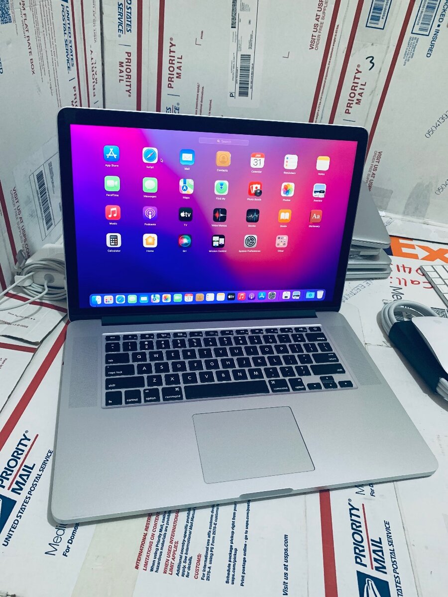 MACBOOK PRO A1398 2015