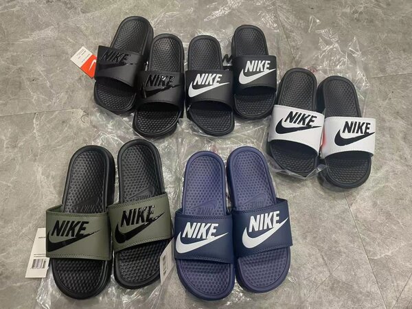 Nike slides