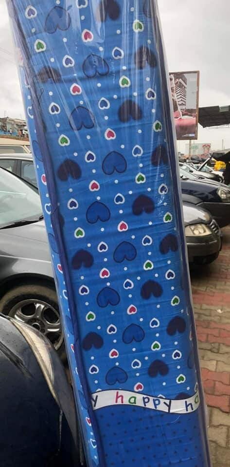 Matelas colorés confortables