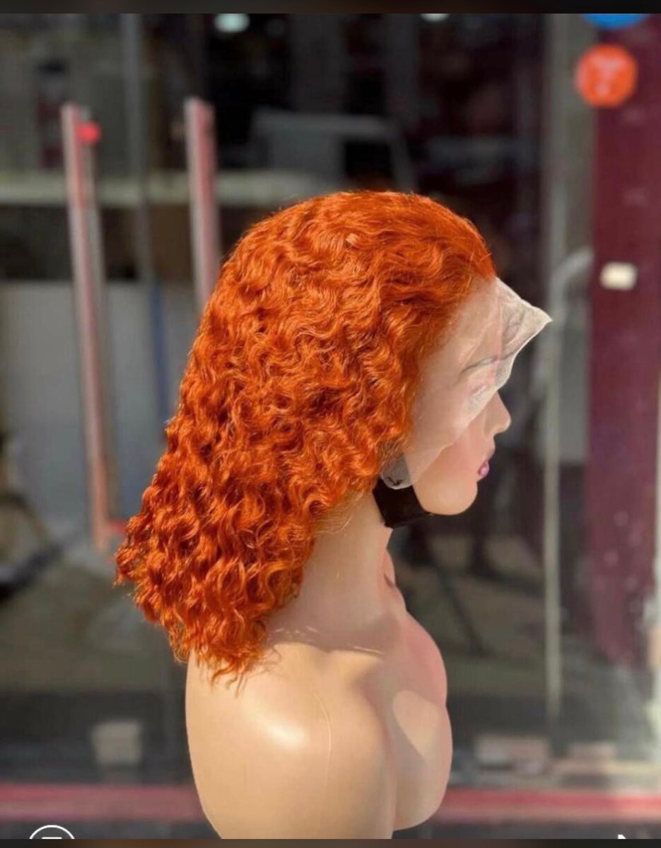 Perruque Bouclée en Dentelle Invisible