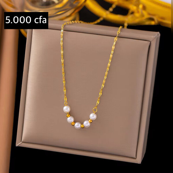 Collier élégant inoxydable