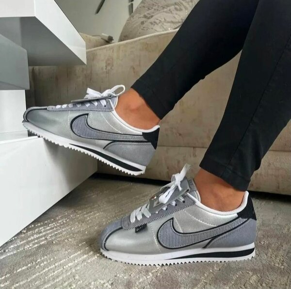 Nike cortez