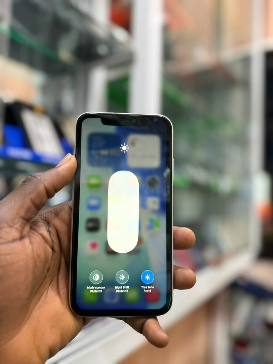 iPhone 11 Blanc 64 Go