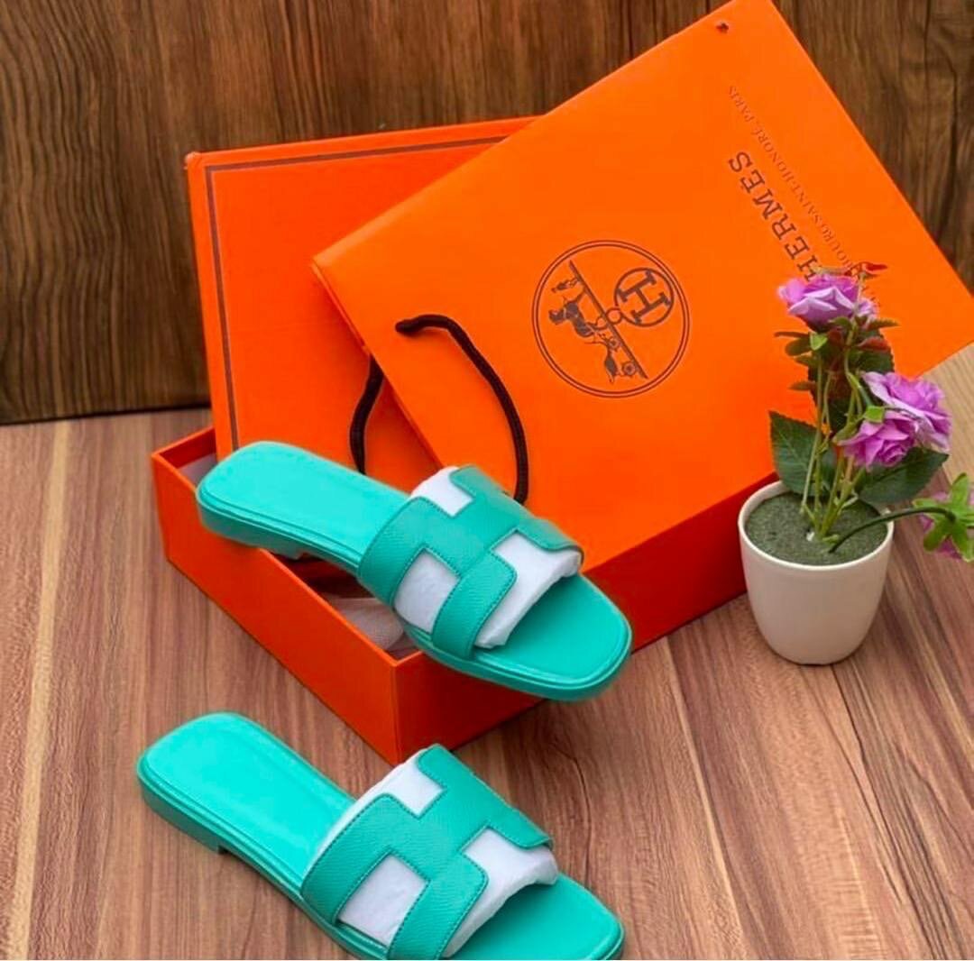 Hermes Slippers