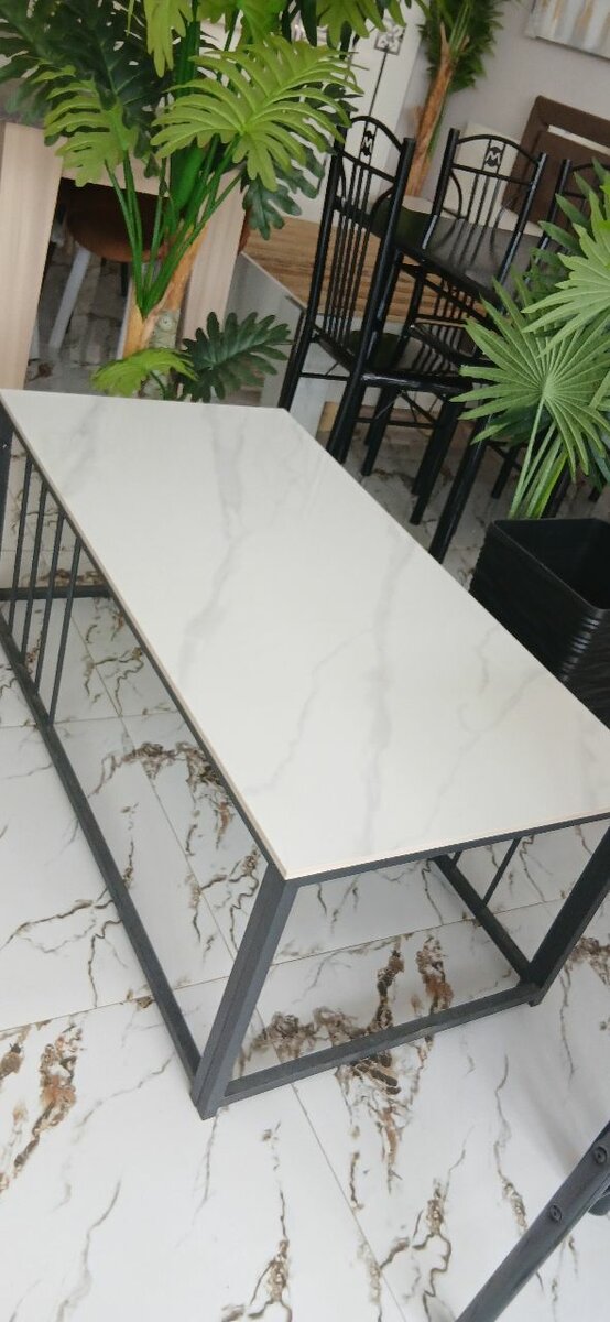 Table centrale en marbrmoderne