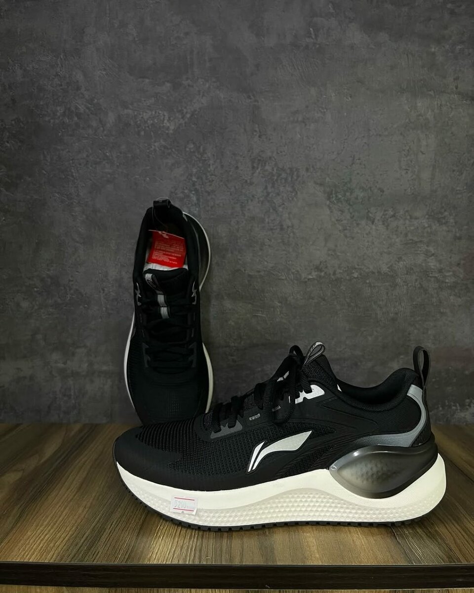 Кроссовки Lining