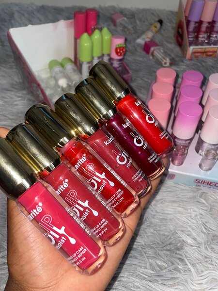 Ensemble brillant à lèvres