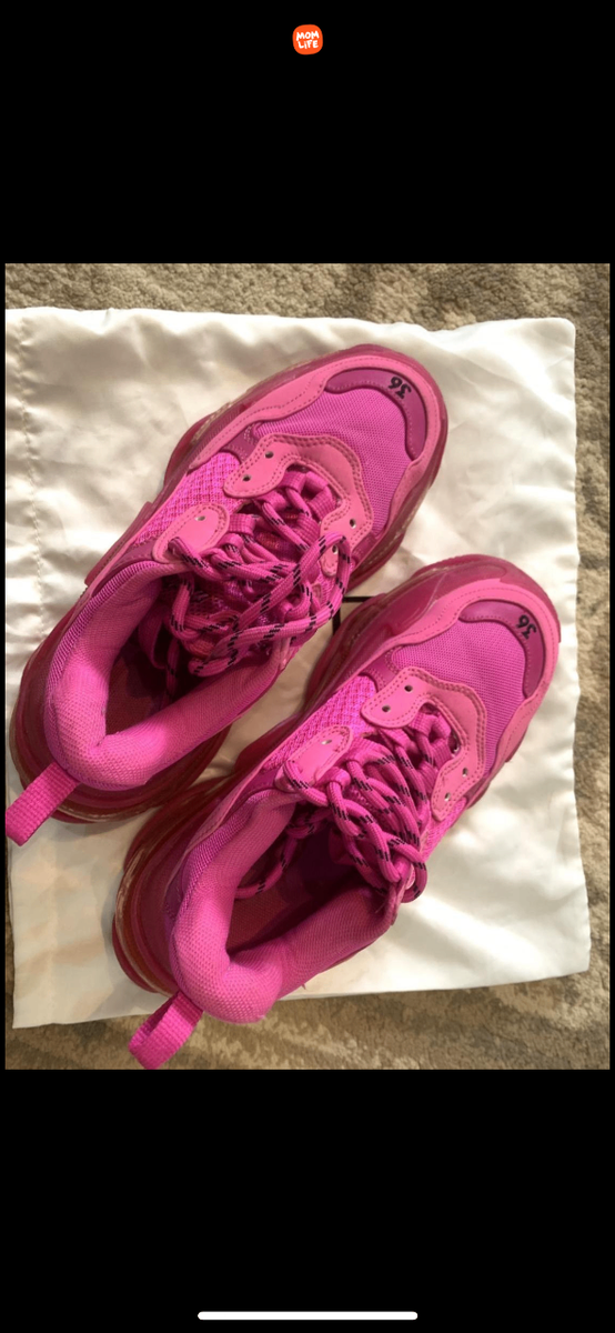 Balenciaga triple s розовые neon pink clear sole
