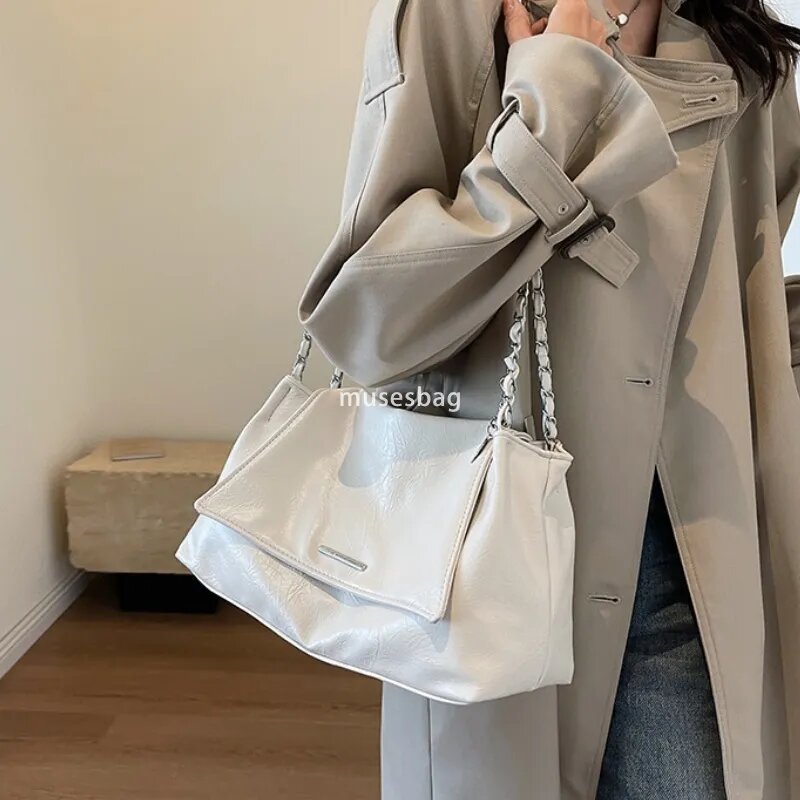 Sac à main cuir blanc élégant