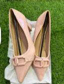 Chaussures poudrées à talons épais et bout carré