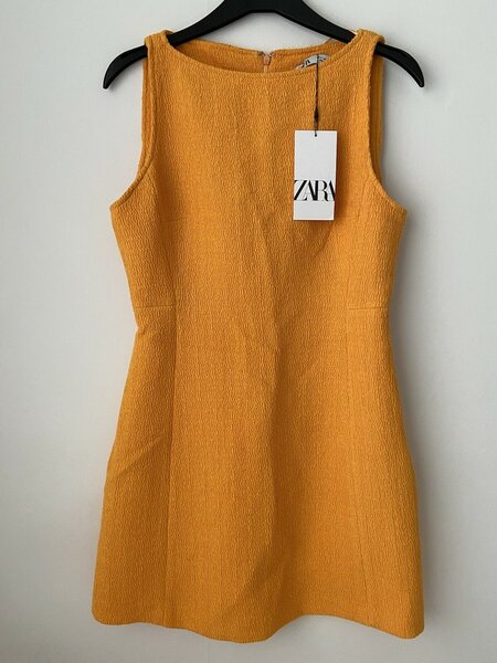 Robe orange sans manches