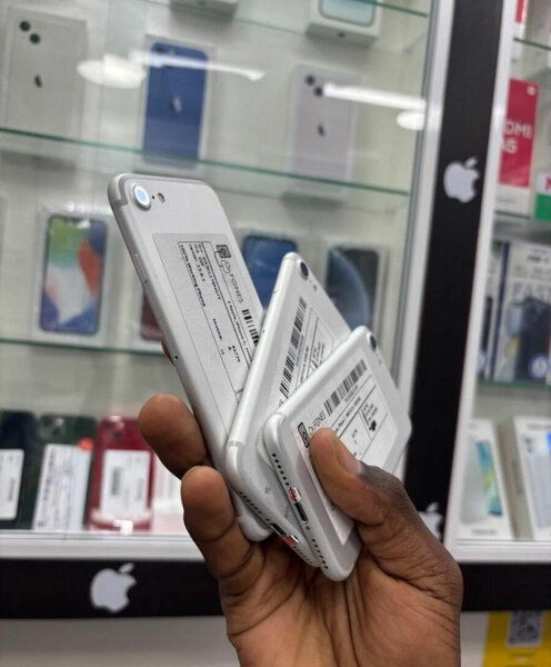 iPhone Reconditionnés - Multi