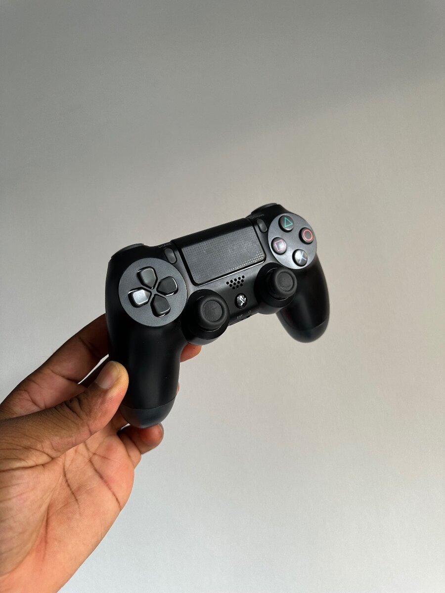 PS4 PRO CRAQUÉ 1TERA + 35 jeux