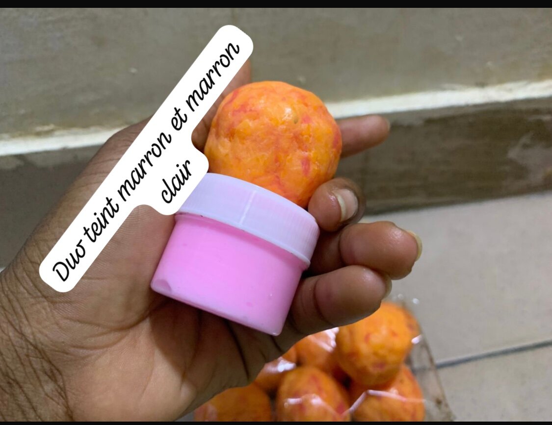 Hydrate et nettoie le visage