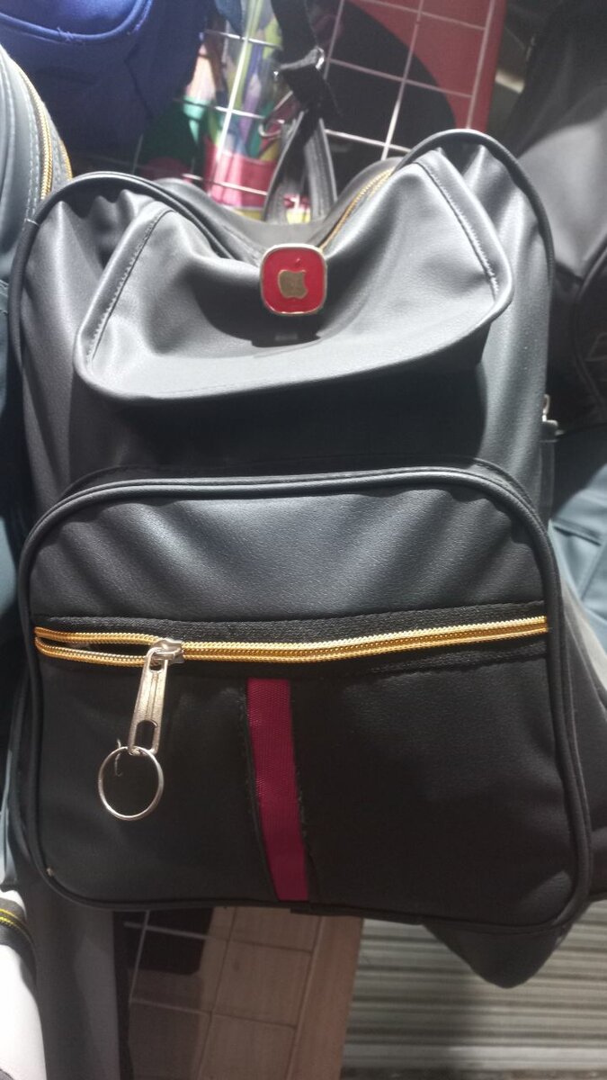 Ladies shoulder bag