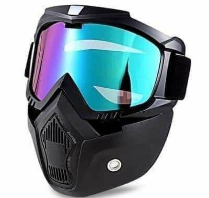 Casque de moto avec visière