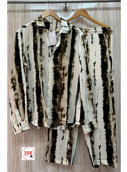 Ensemble casual homme moderne