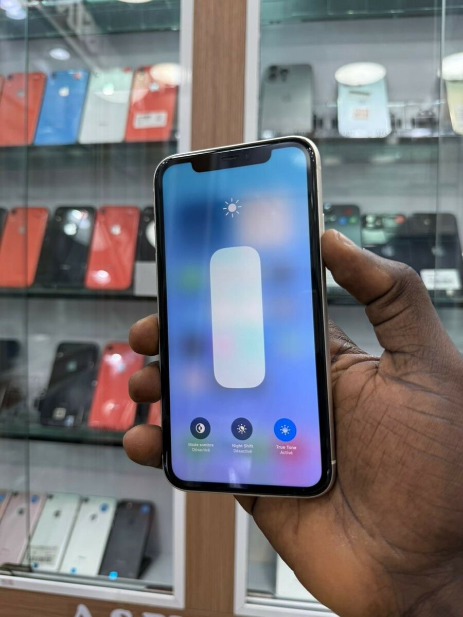 iPhone 11 simple 64 giga