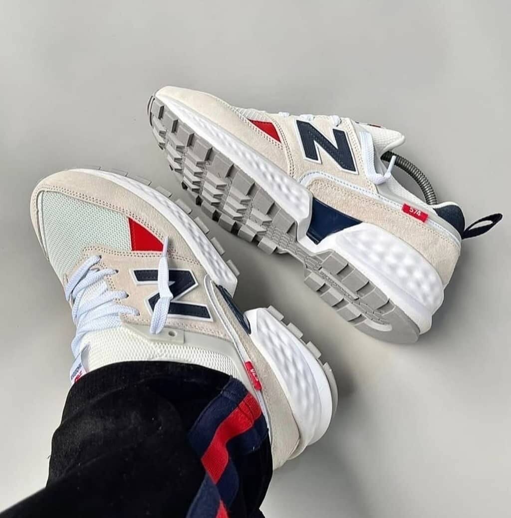 PAIRE DE NEW BALANCE