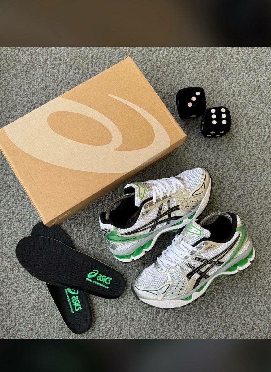 Chaussures de sport ASICS