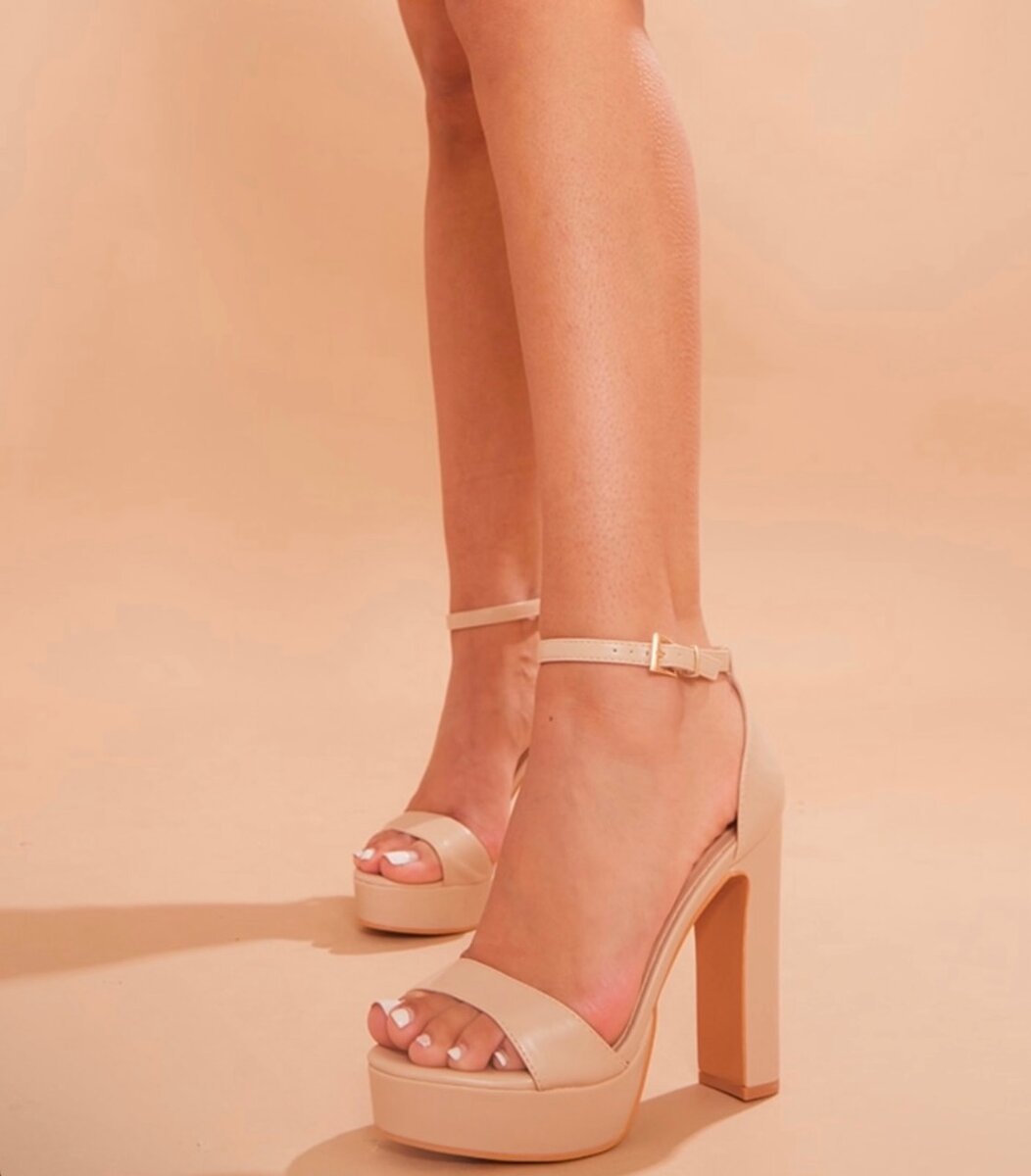 Sandales à talons élégantes