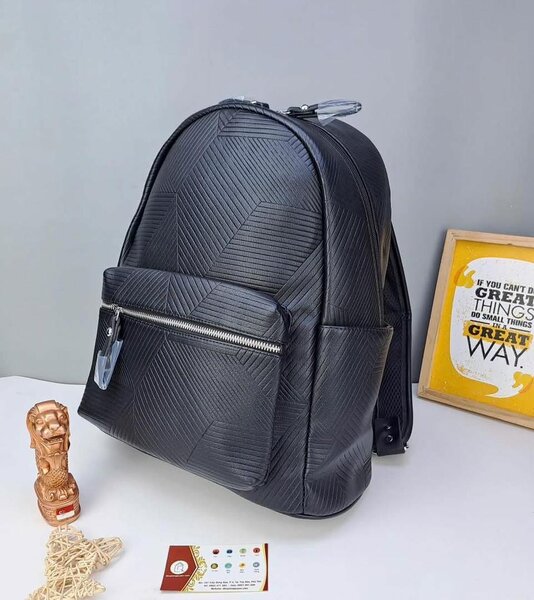 Sac à dos en cuir élégant